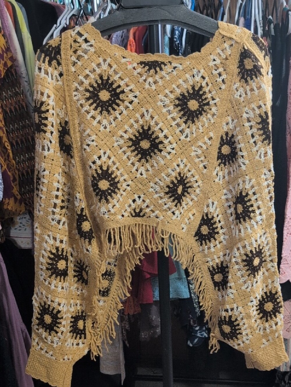 House Of Harlow 1960 Cream And Brown Crochet Sweater NWT - Picture 4 of 4